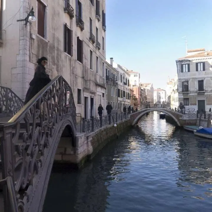 Charming Nest In The Heart Of Venice 'San Polo' Apartment 0*,  Italy